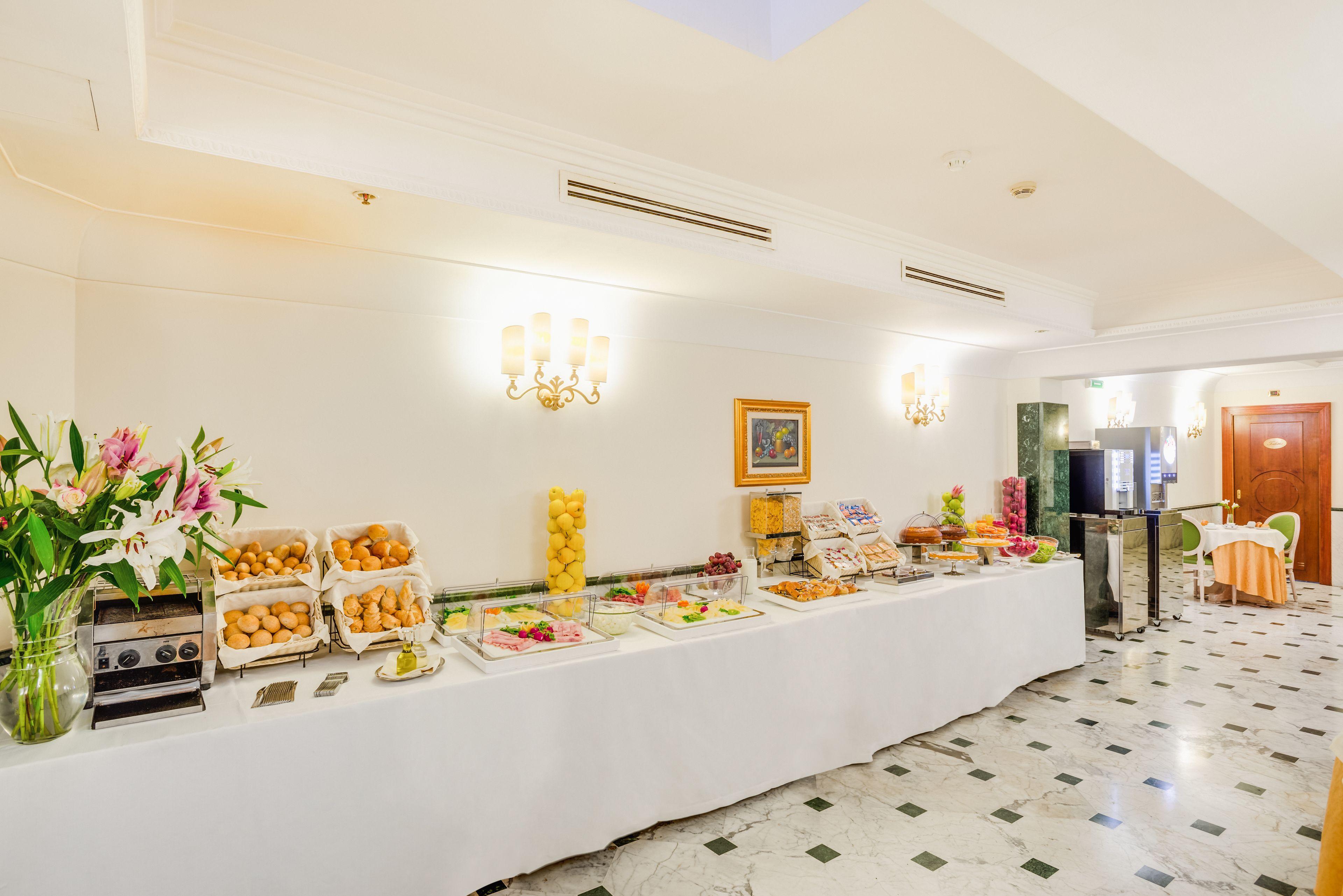 Raeli Hotel Regio — Fotos 1